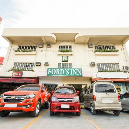 Vaccinated Staff - Oyo 465 Ford'S Inn Cebu Екстериор снимка