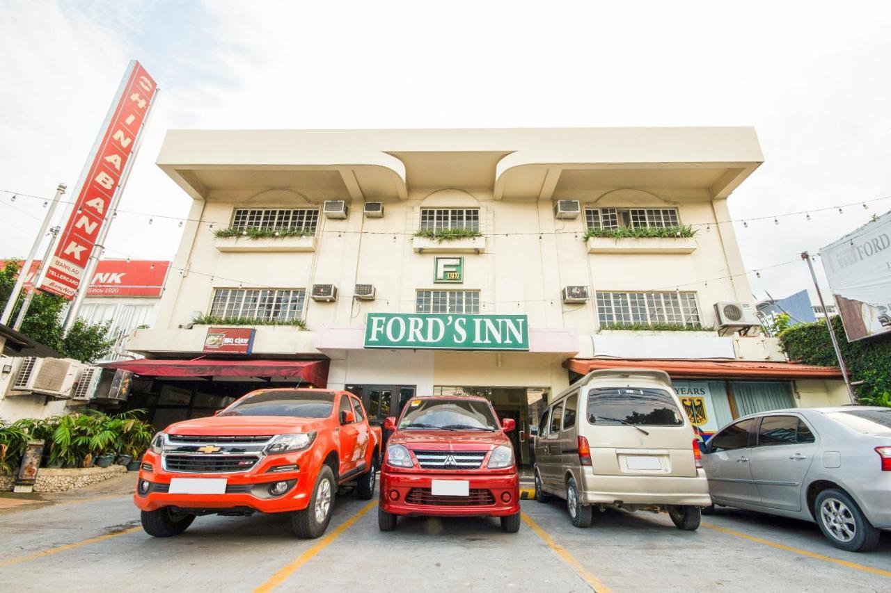 Vaccinated Staff - Oyo 465 Ford'S Inn Cebu Екстериор снимка